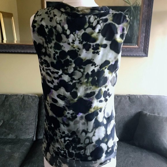 Tyler Kim watercolor sleeveless blouse - Picture 5 of 8